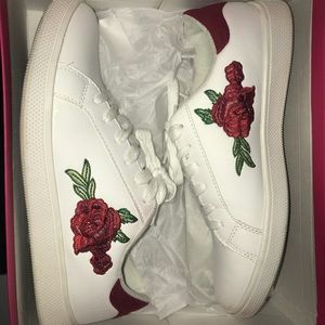 Sold 💗White Shoes